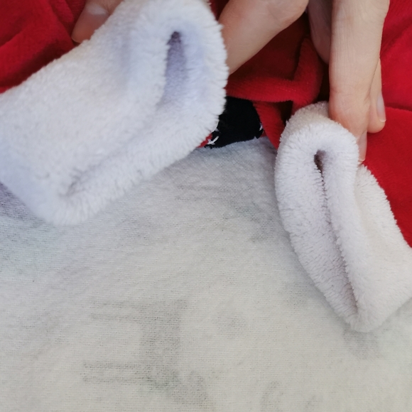 George Santa Suit 12 month GUC - Picture 7 of 12